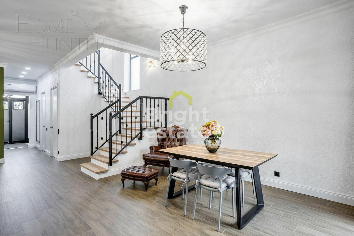 2-этажный таунхаус 170.5 м² с отделкой