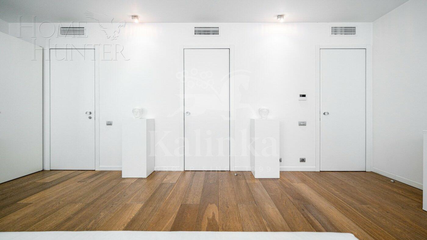 5-КОМН. КВАРТИРА С ОТДЕЛКОЙ 206 М² НА 5 ЭТАЖЕ