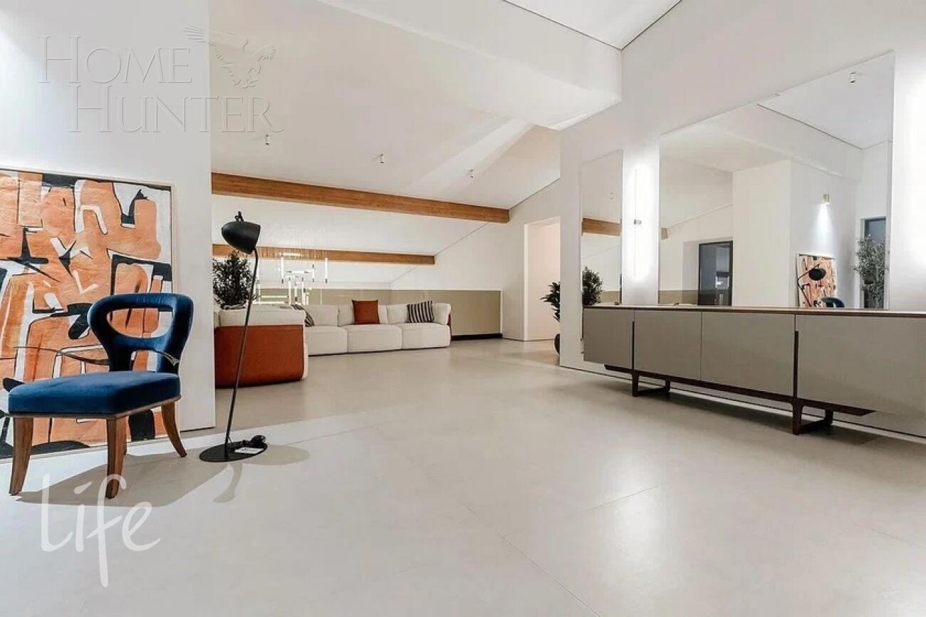 2-этажный коттедж 1 123 м² с отделкой