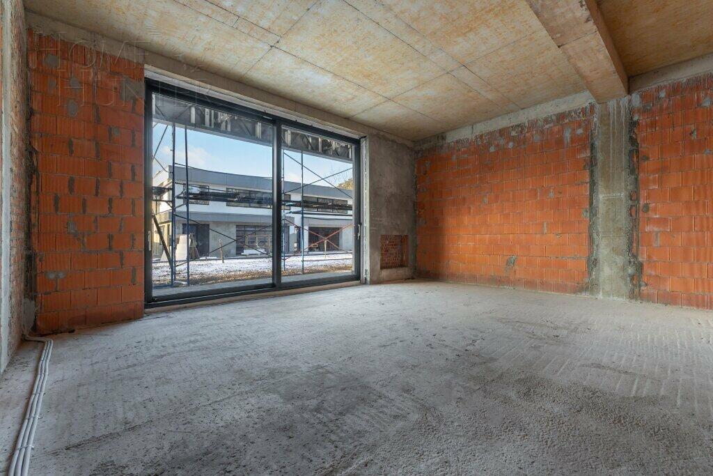 2-этажный коттедж 2 052 м² без отделки