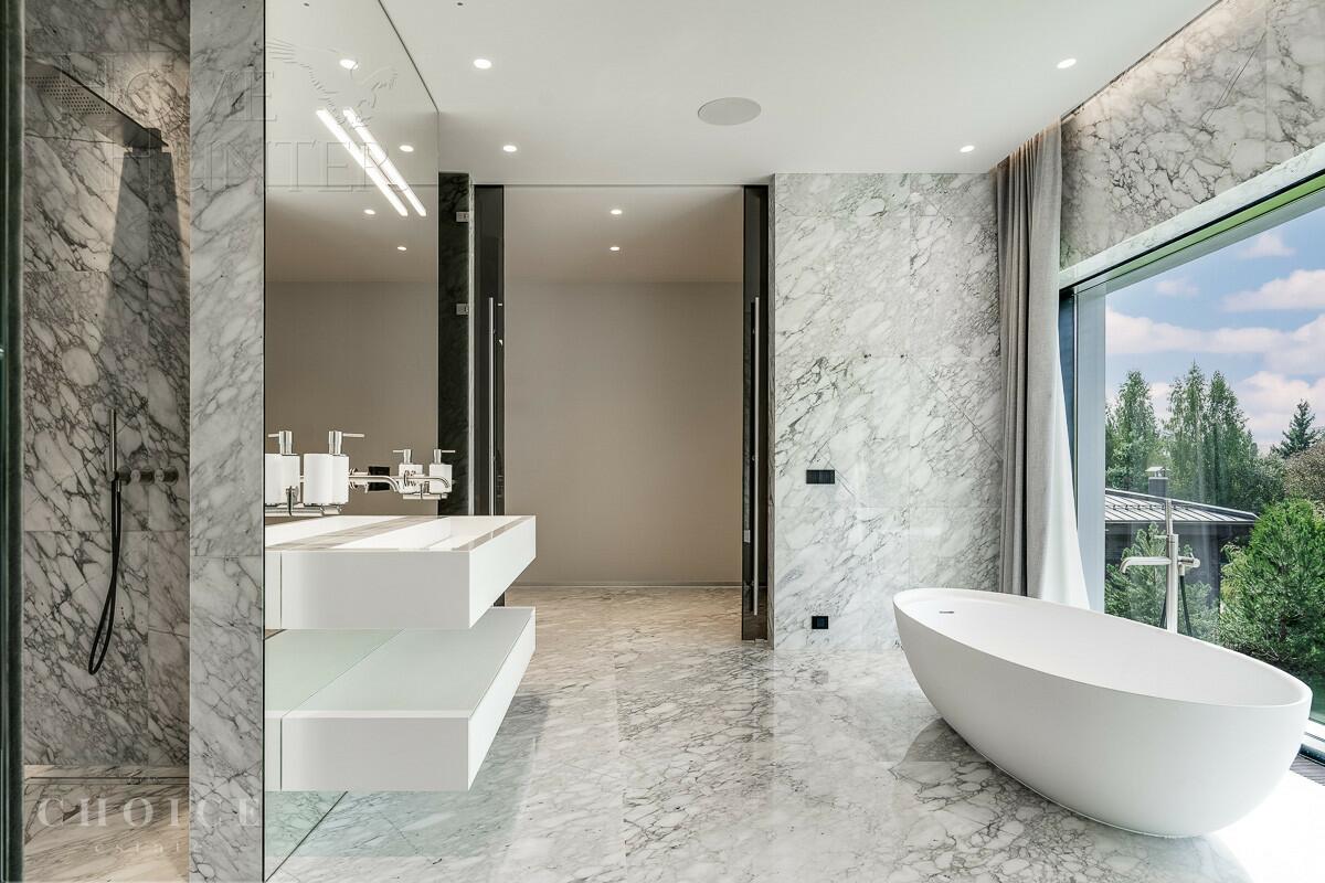 2-этажный коттедж 852 м² с отделкой