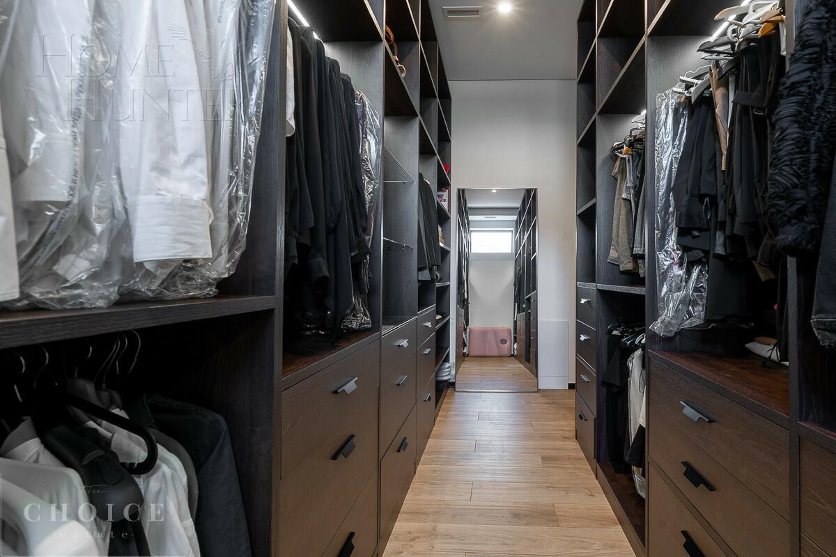 1-этажный коттедж 310 м² с отделкой