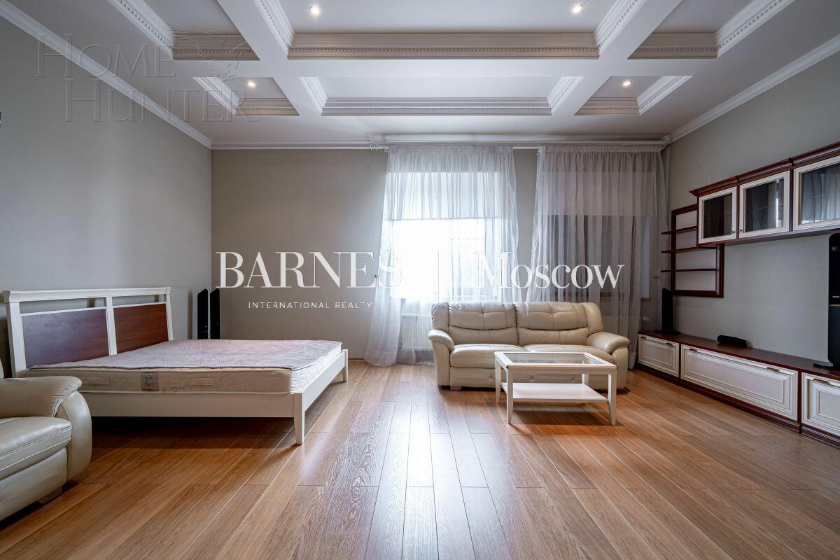 2-этажный коттедж 700 м² с отделкой