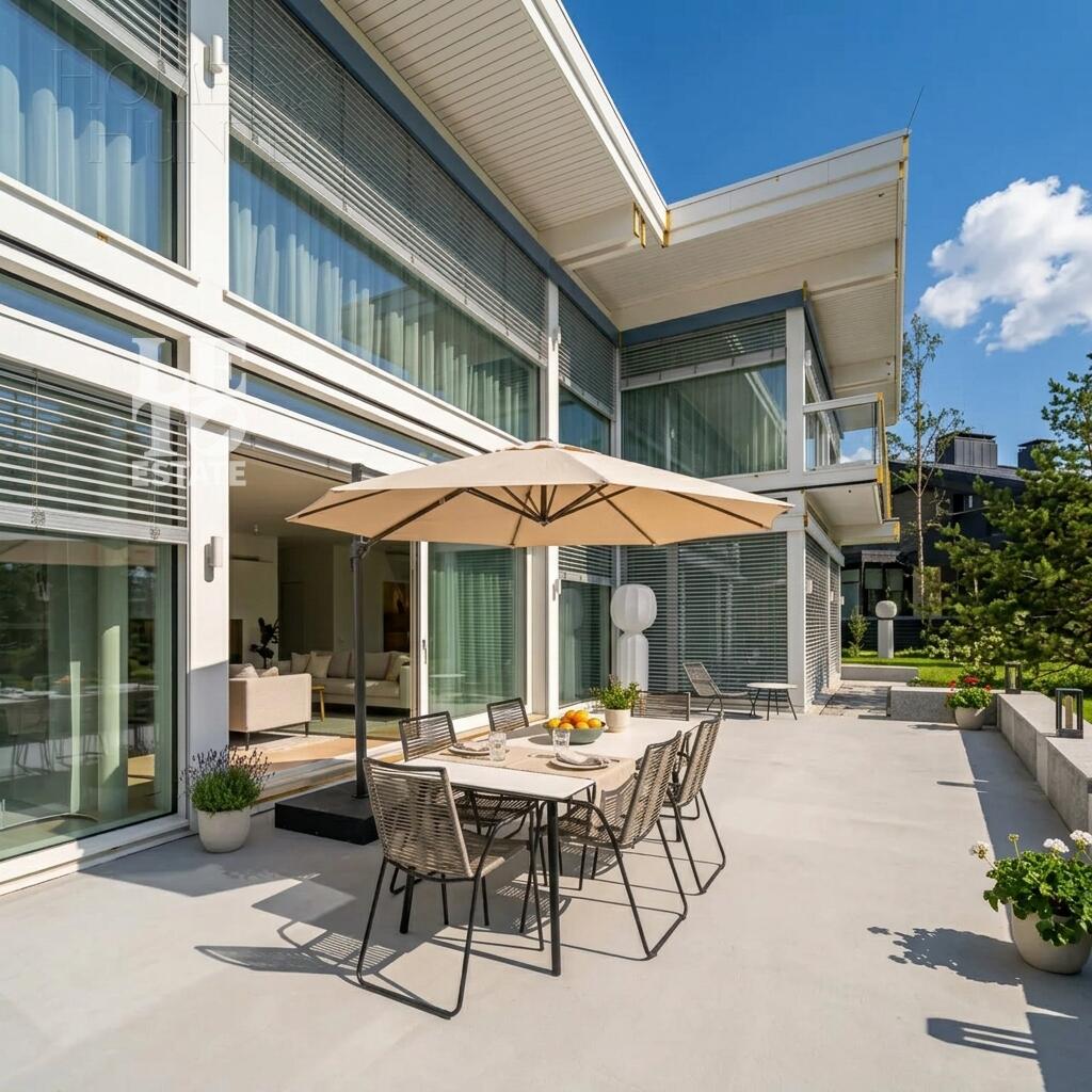 2-этажный коттедж 836 м² с отделкой