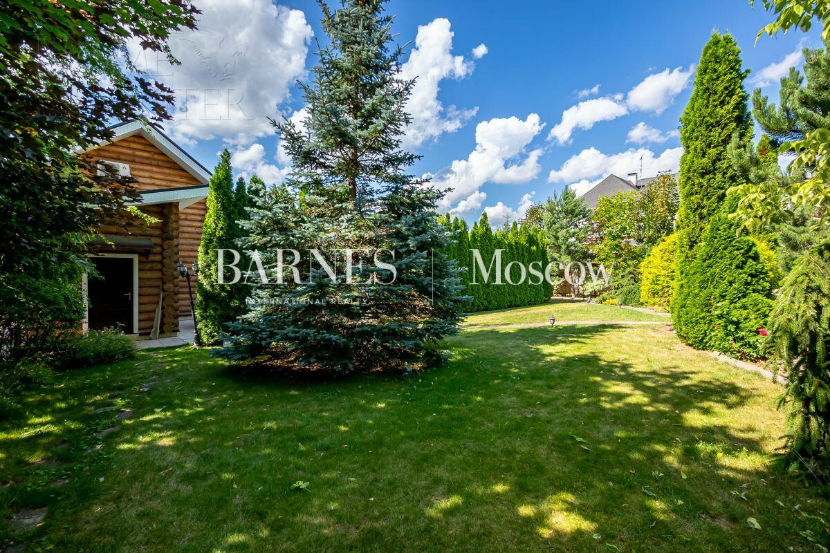 2-этажный коттедж 700 м² с отделкой