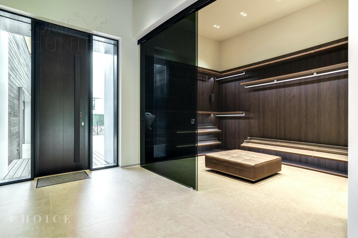 2-этажный коттедж 852 м² с отделкой