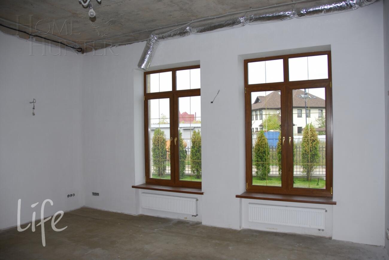 2-этажный коттедж 1 327 м² без отделки