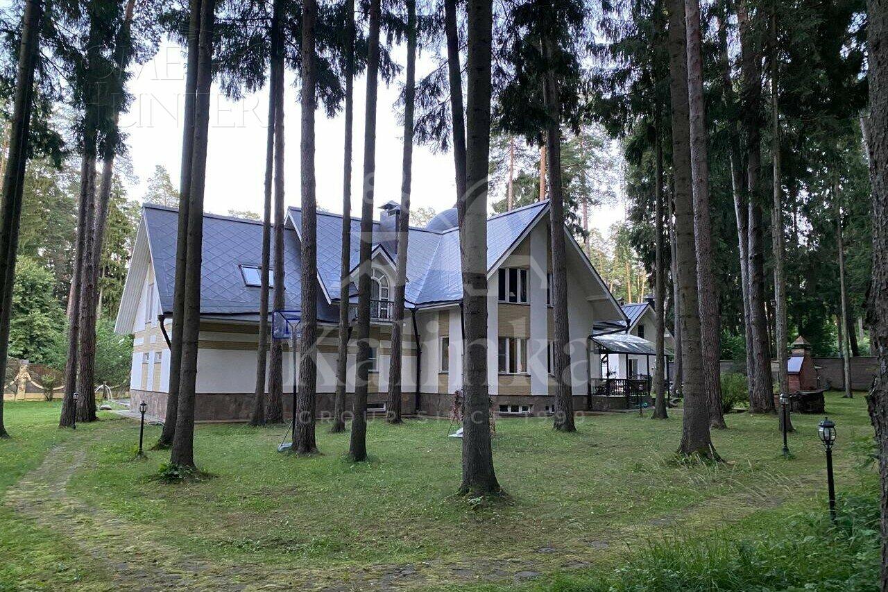 2-этажный коттедж 600 м² с отделкой