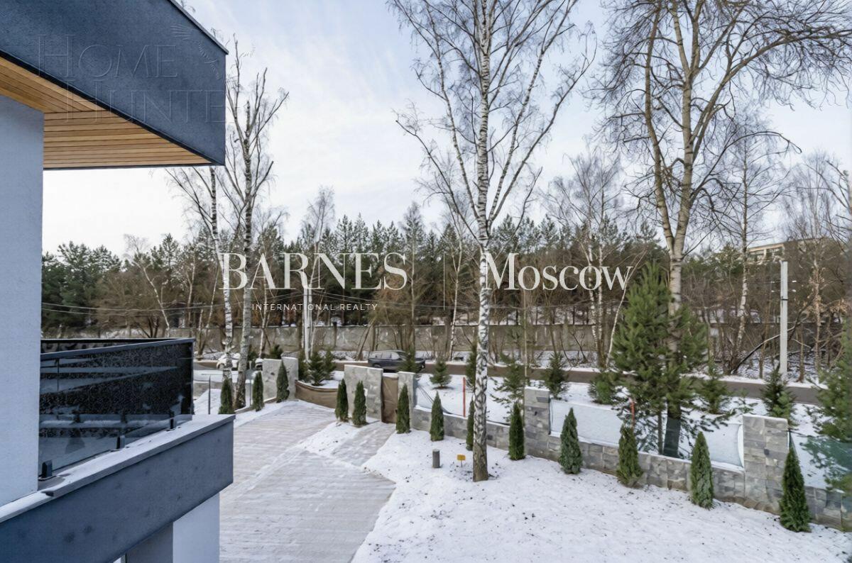 2-этажный коттедж 2 534.2 м² без отделки