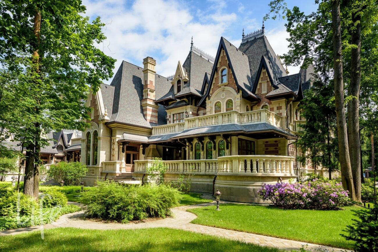 2-этажный коттедж 2 164 м² с отделкой