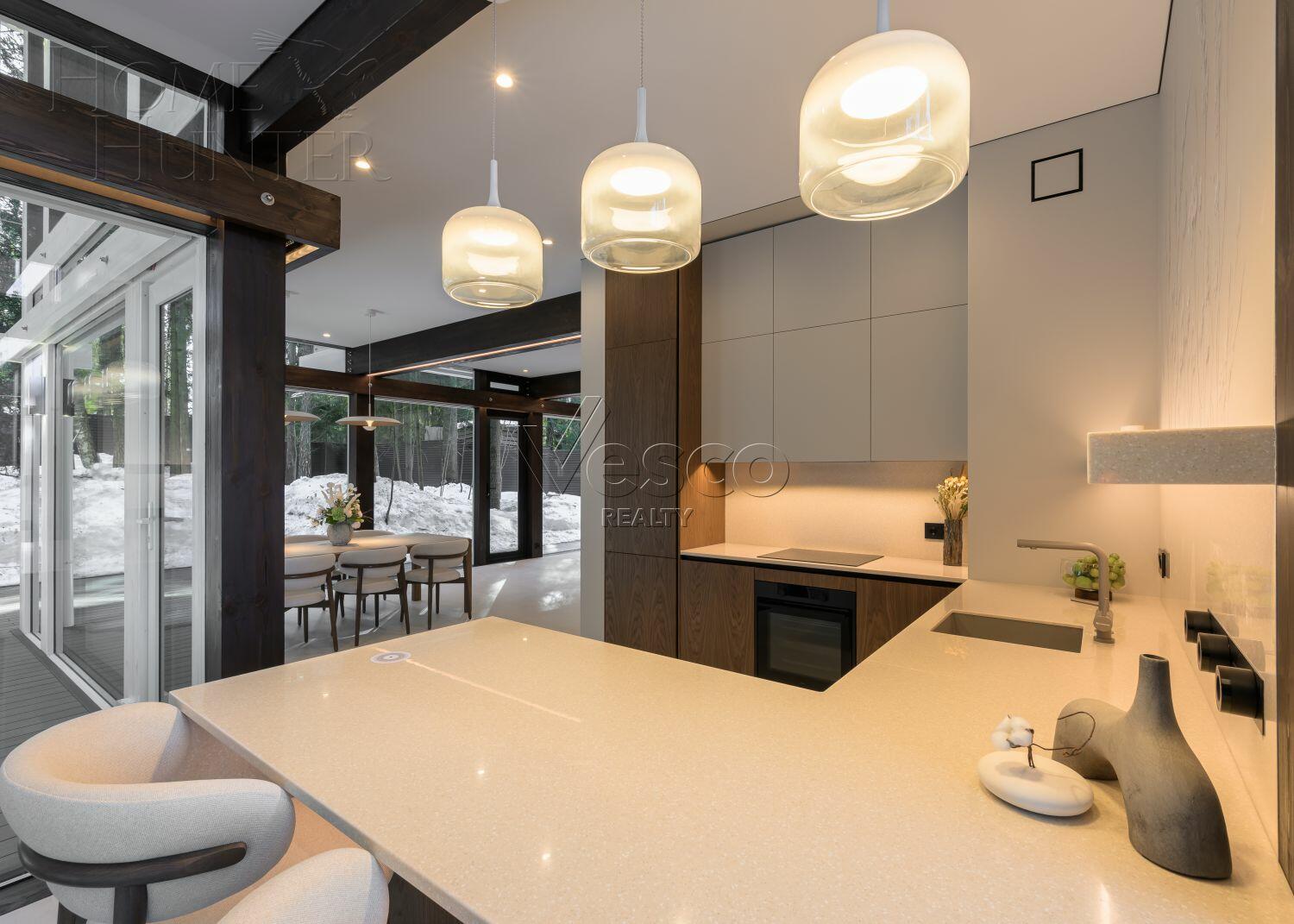 2-этажный коттедж 310 м² с отделкой