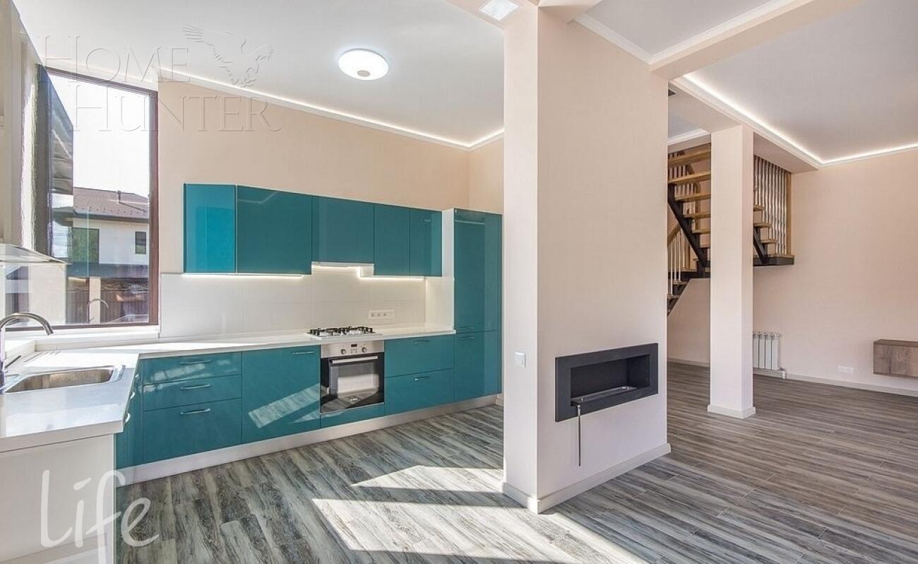 2-этажный коттедж 220 м² с отделкой