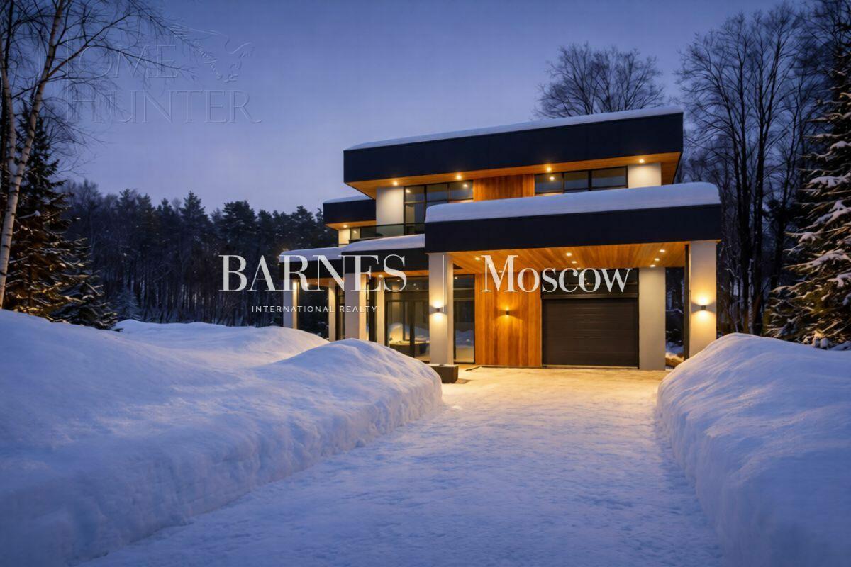 2-этажный коттедж 2 534.2 м² без отделки