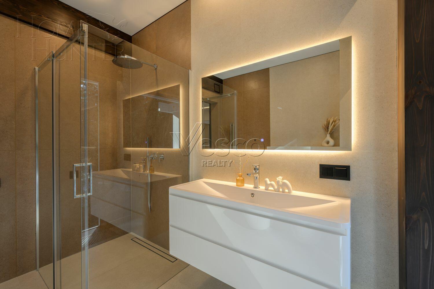 2-этажный коттедж 310 м² с отделкой