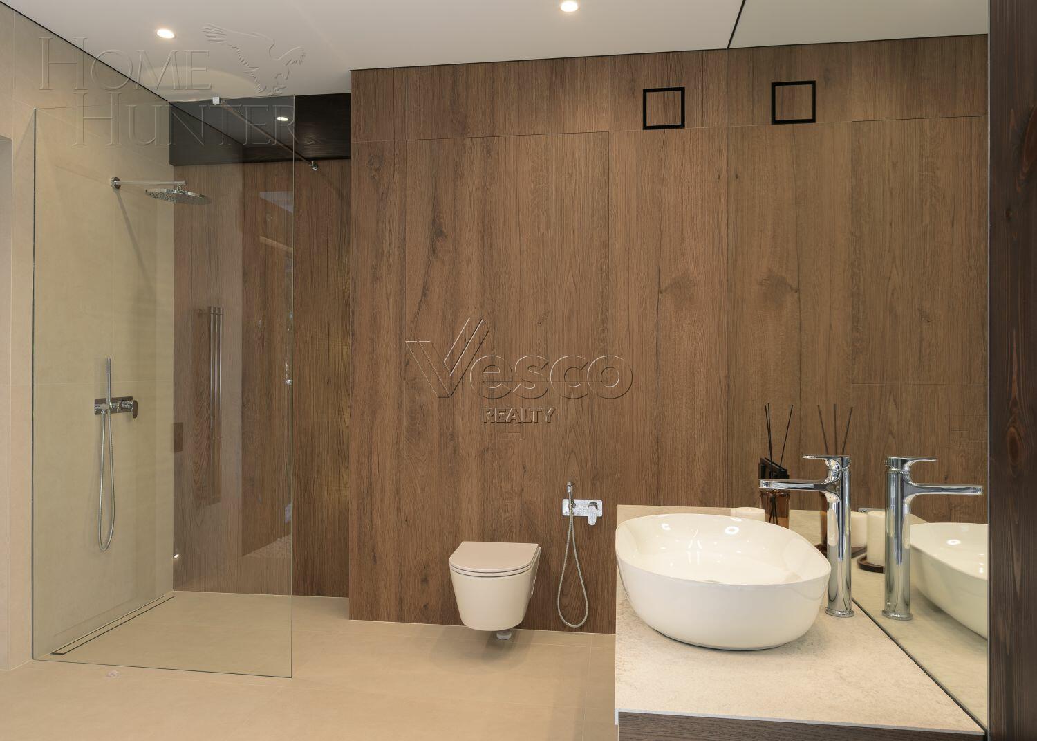 2-этажный коттедж 310 м² с отделкой