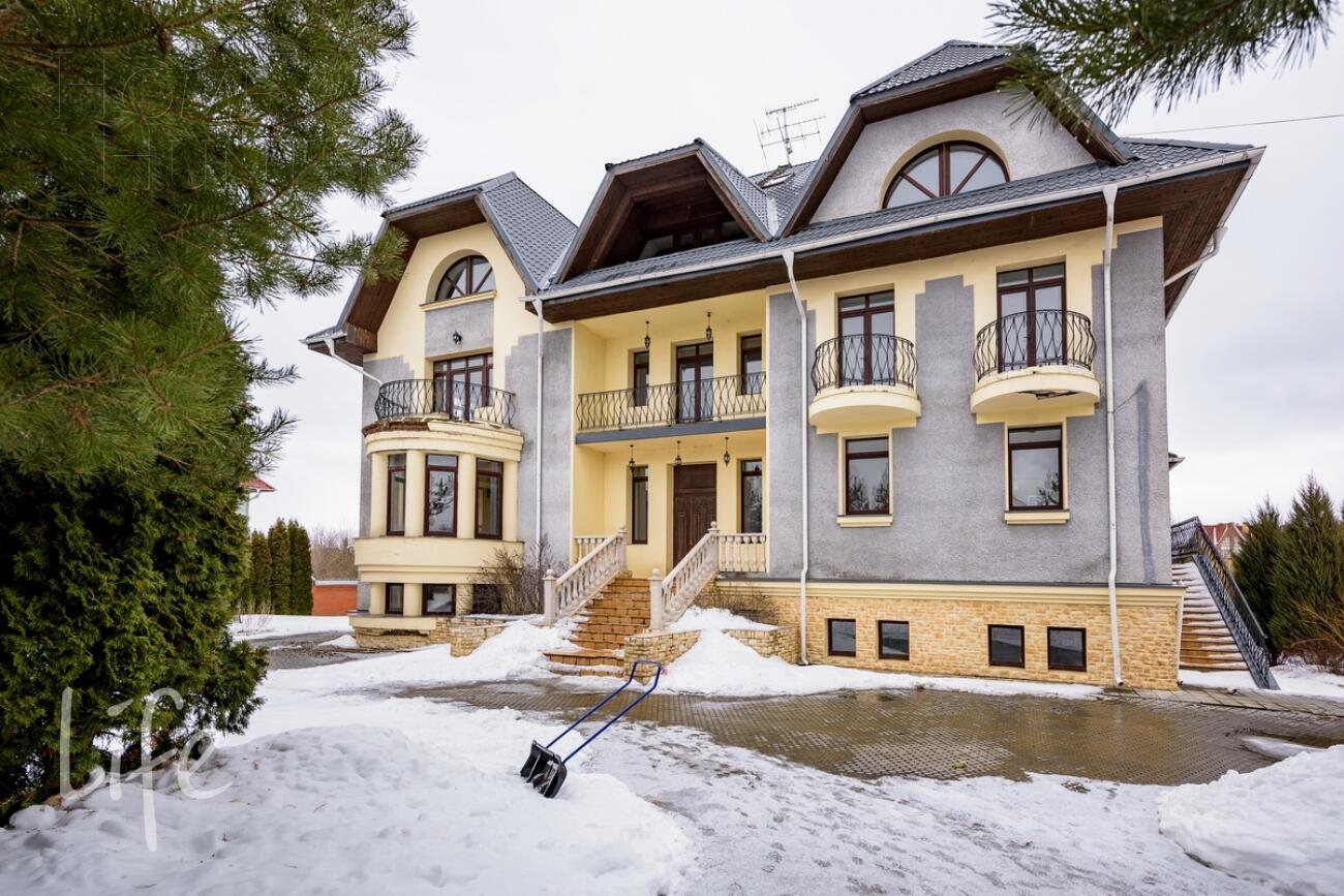 КОТТЕДЖ 1 339 м² с отделкой