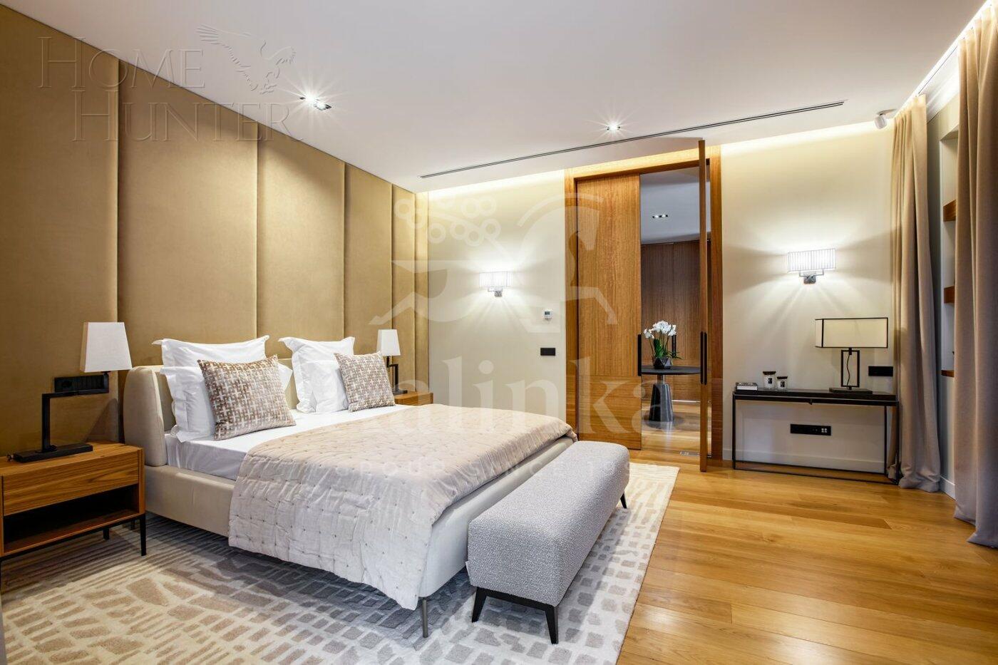 3-этажный коттедж 1 500 м² с отделкой