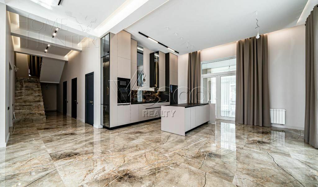 2-этажный коттедж 570 м² с отделкой