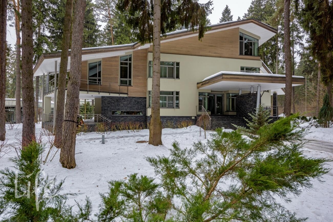 2-этажный коттедж 965 м² с отделкой