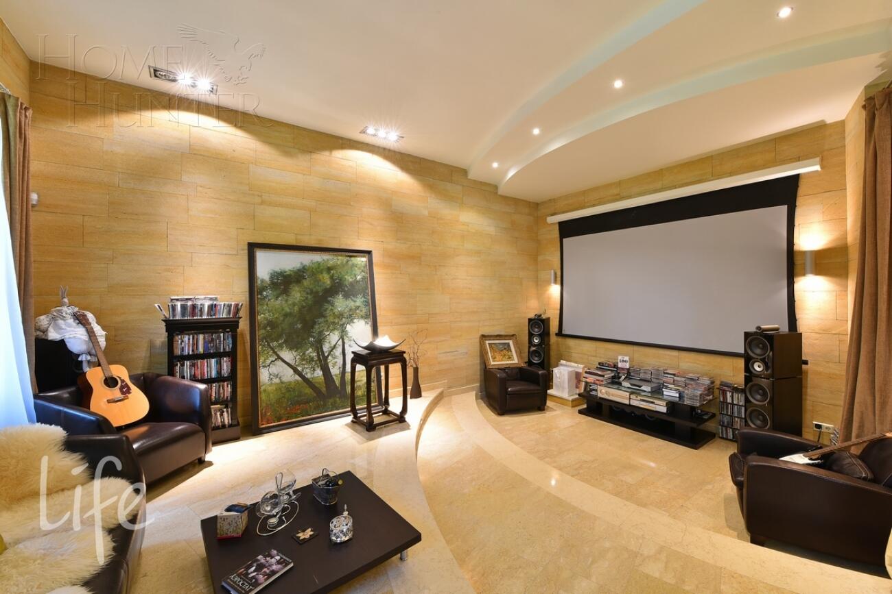 2-этажный коттедж 650 м² с отделкой