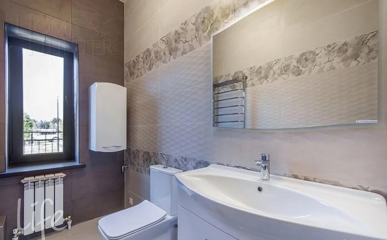 2-этажный коттедж 220 м² с отделкой