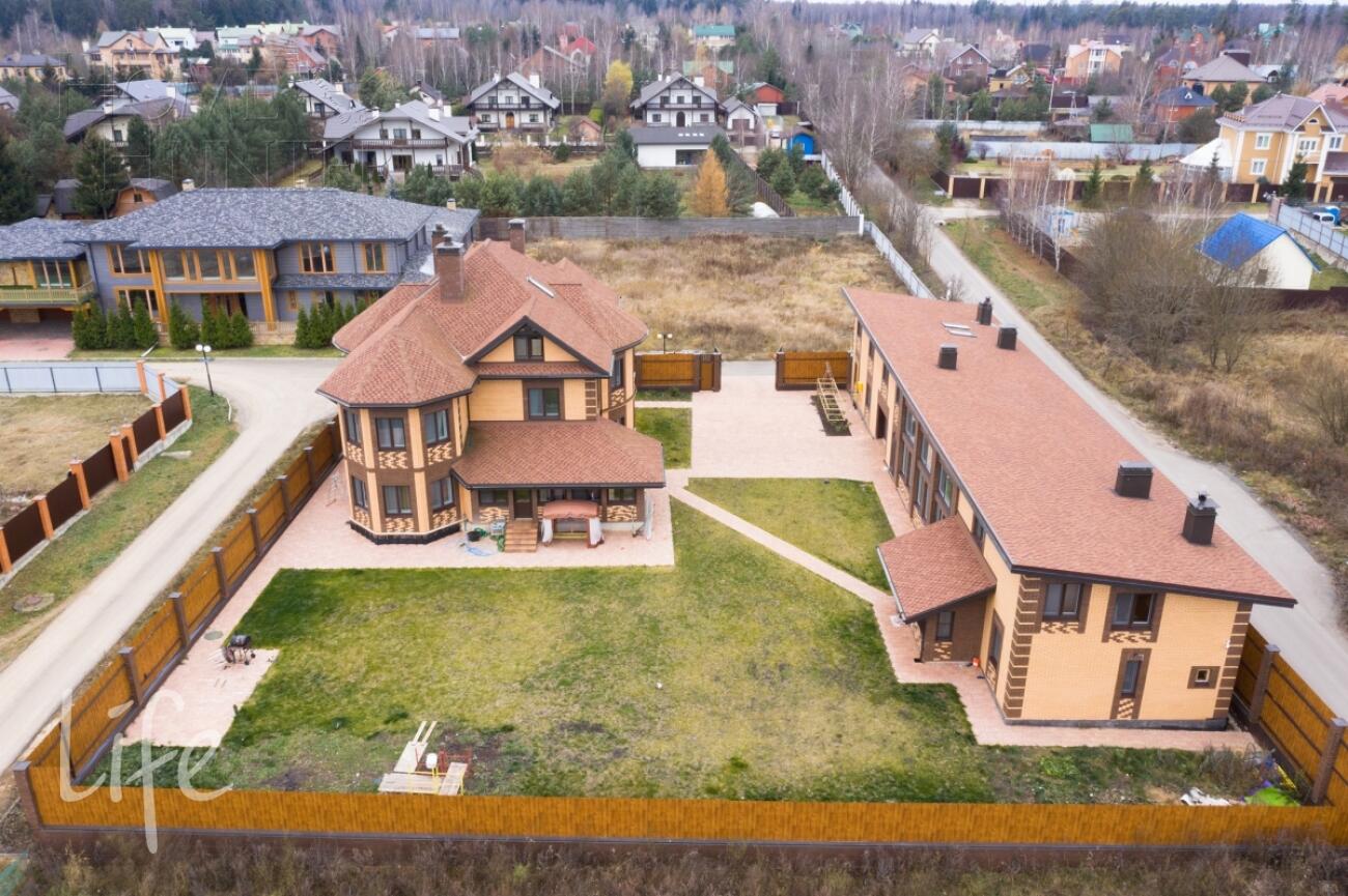 2-этажный коттедж 782 м² с отделкой