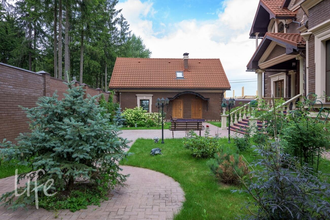 2-этажный коттедж 925 м² с отделкой