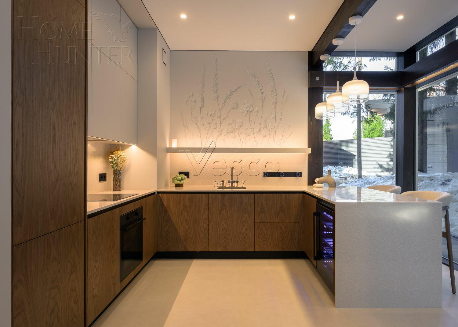 2-этажный коттедж 310 м² с отделкой