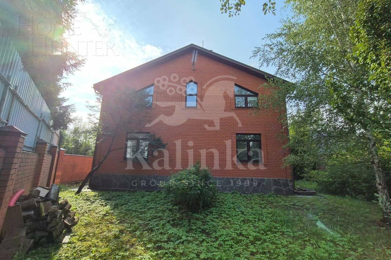 2-этажный коттедж 300 м² с отделкой