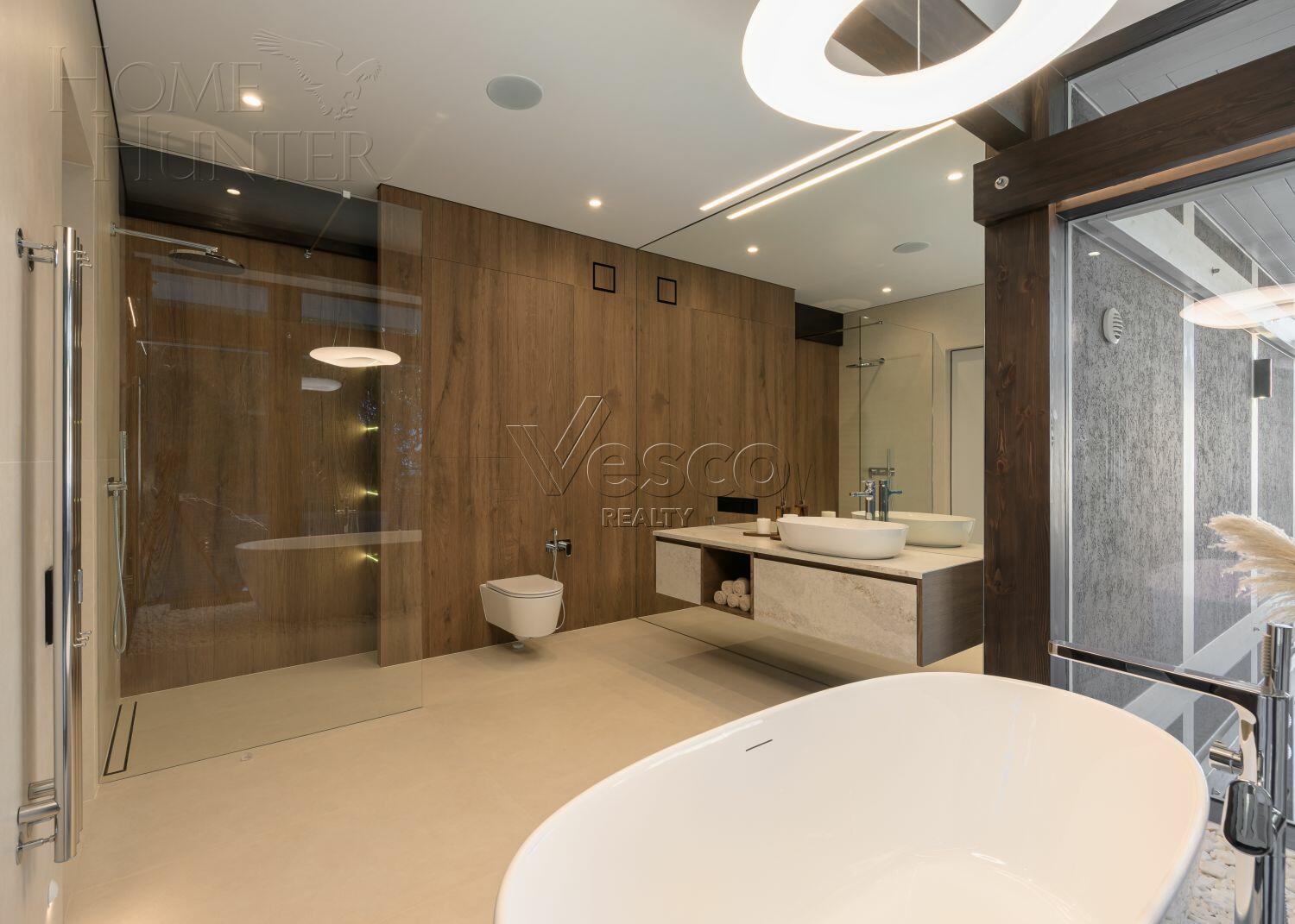 2-этажный коттедж 310 м² с отделкой