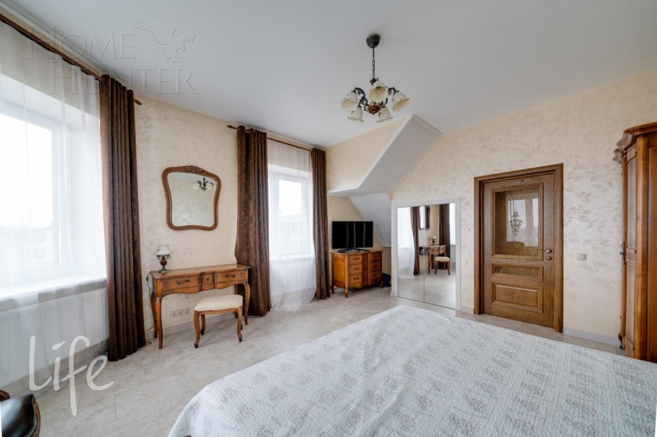 2-этажный коттедж 782 м² с отделкой