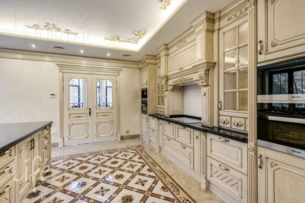 2-этажный коттедж 785 м² с отделкой