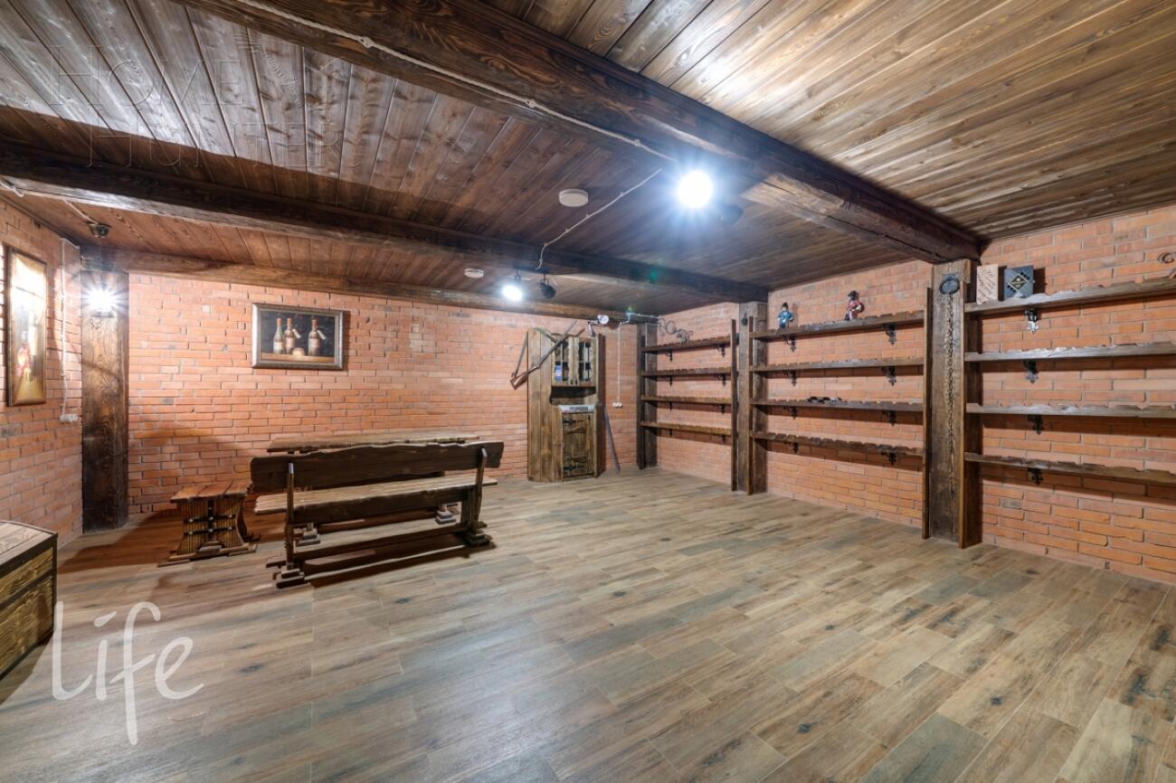 2-этажный коттедж 782 м² с отделкой