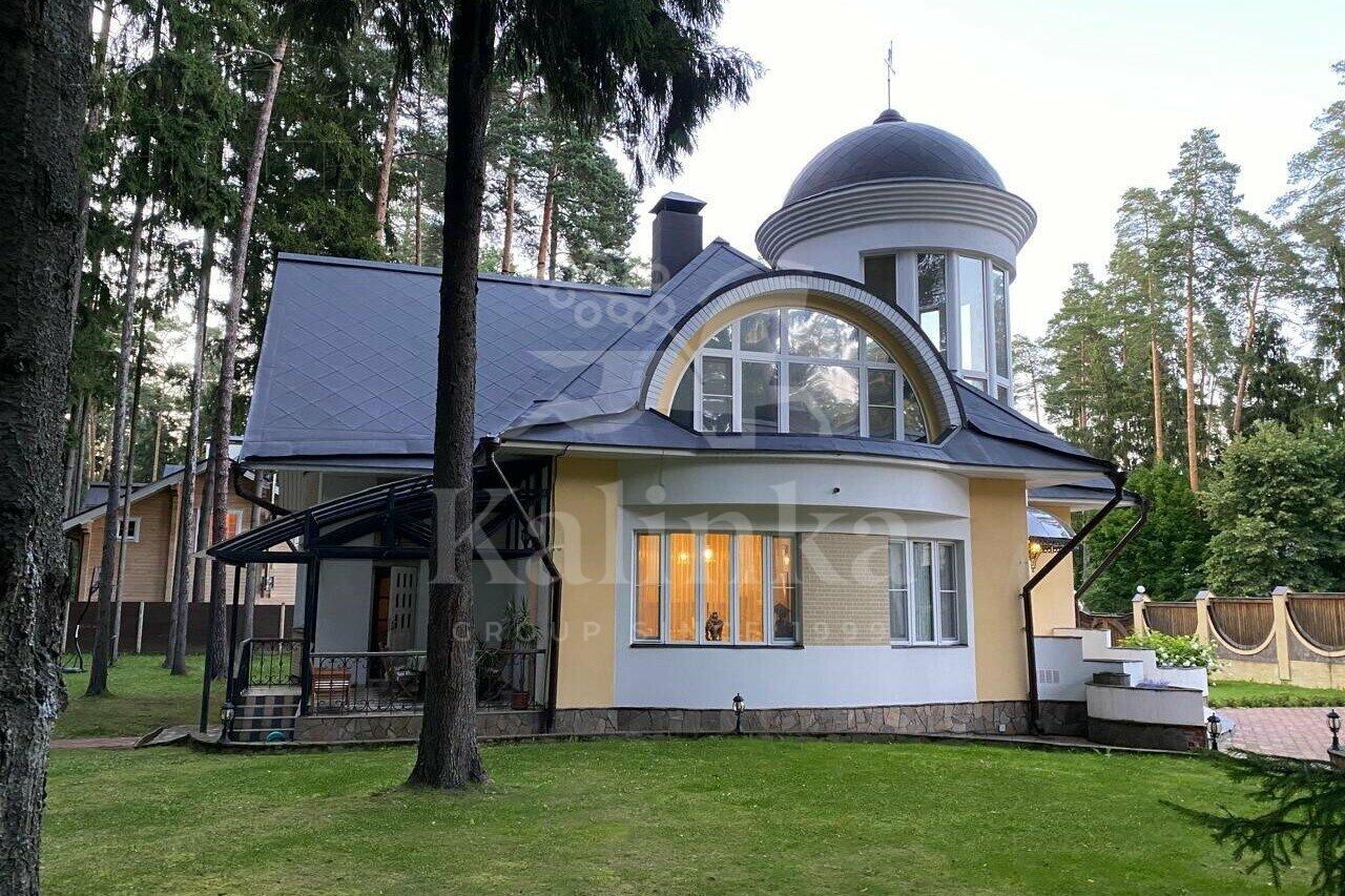 2-этажный коттедж 600 м² с отделкой