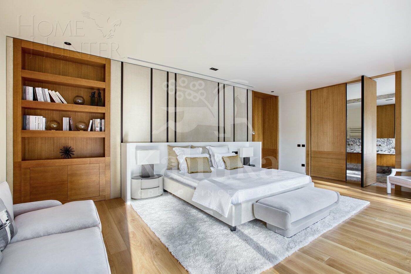 3-этажный коттедж 1 500 м² с отделкой