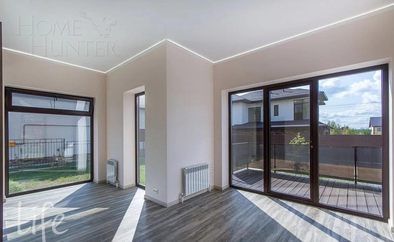 2-этажный коттедж 220 м² с отделкой