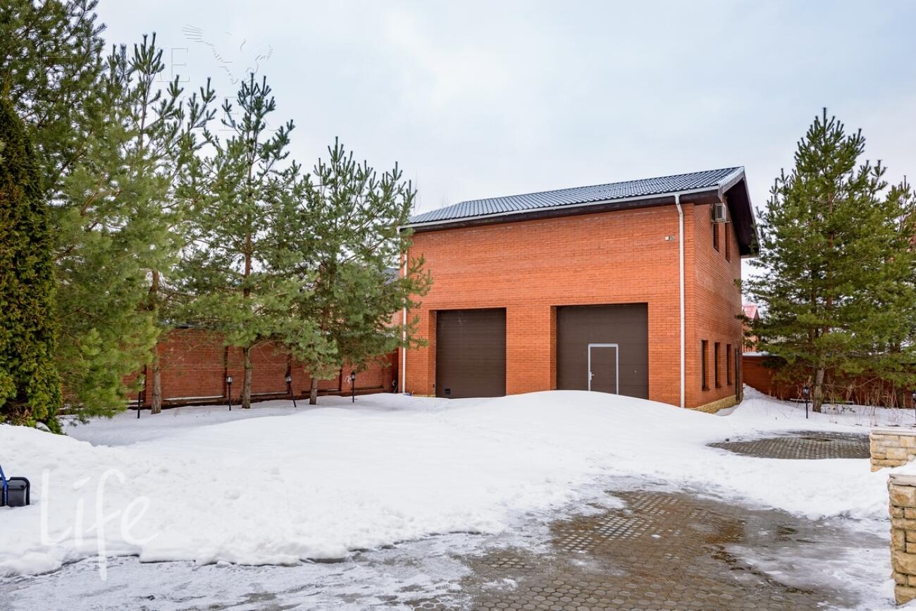 КОТТЕДЖ 1 339 м² с отделкой