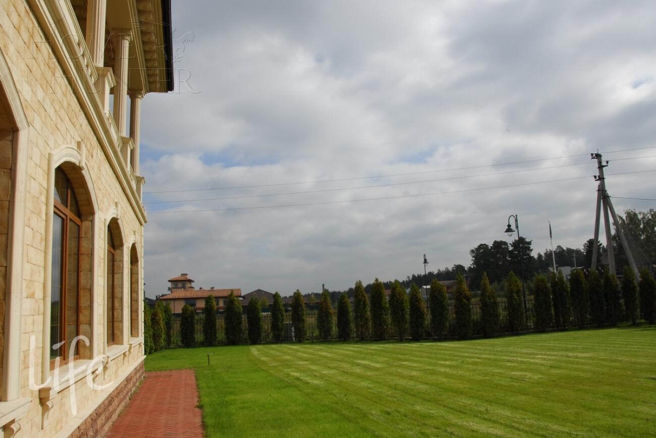 2-этажный коттедж 1 327 м² без отделки