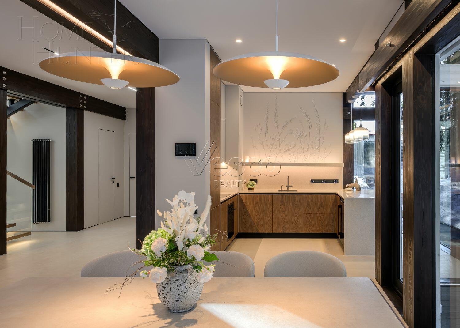 2-этажный коттедж 310 м² с отделкой