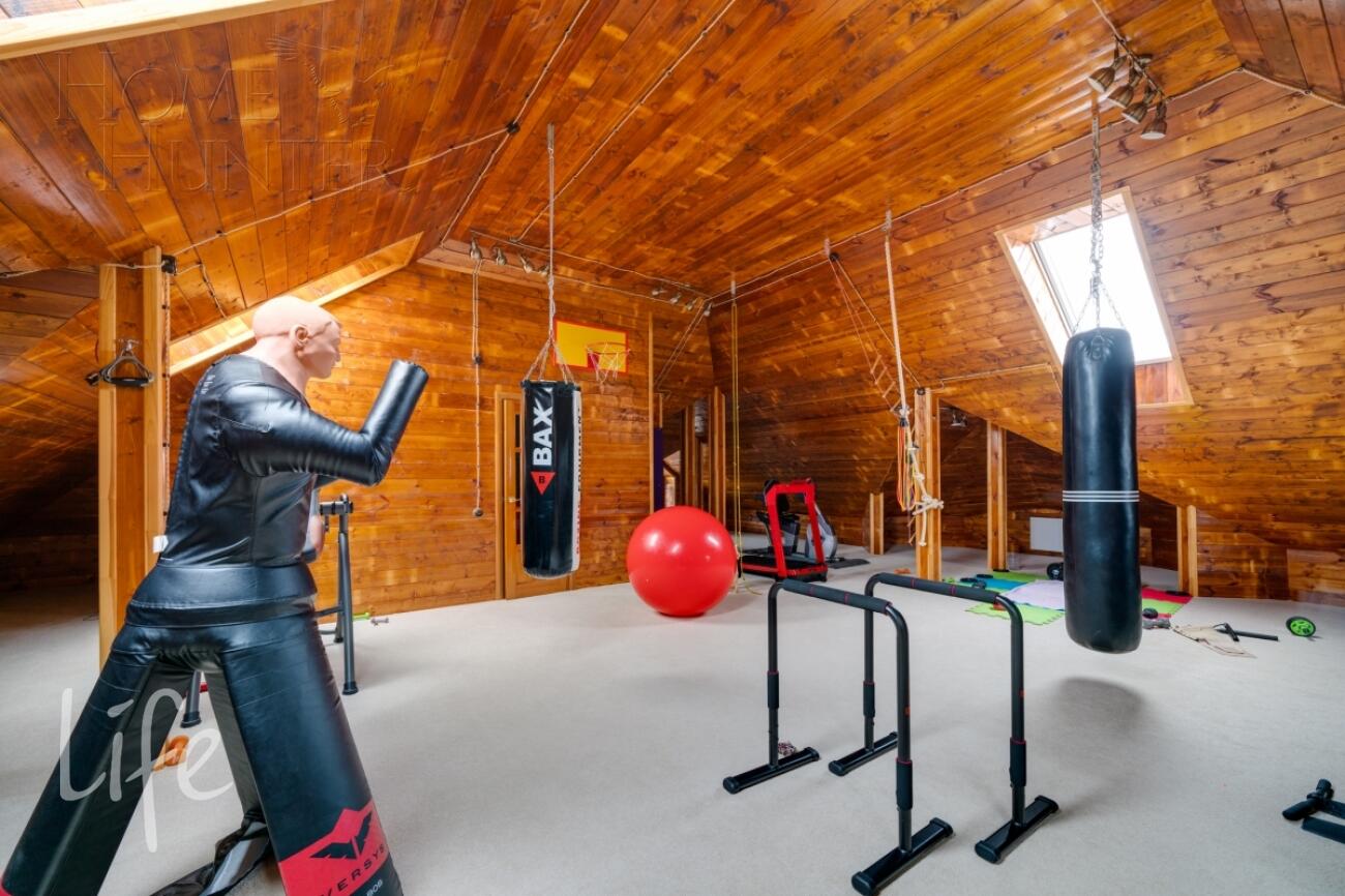 2-этажный коттедж 782 м² с отделкой