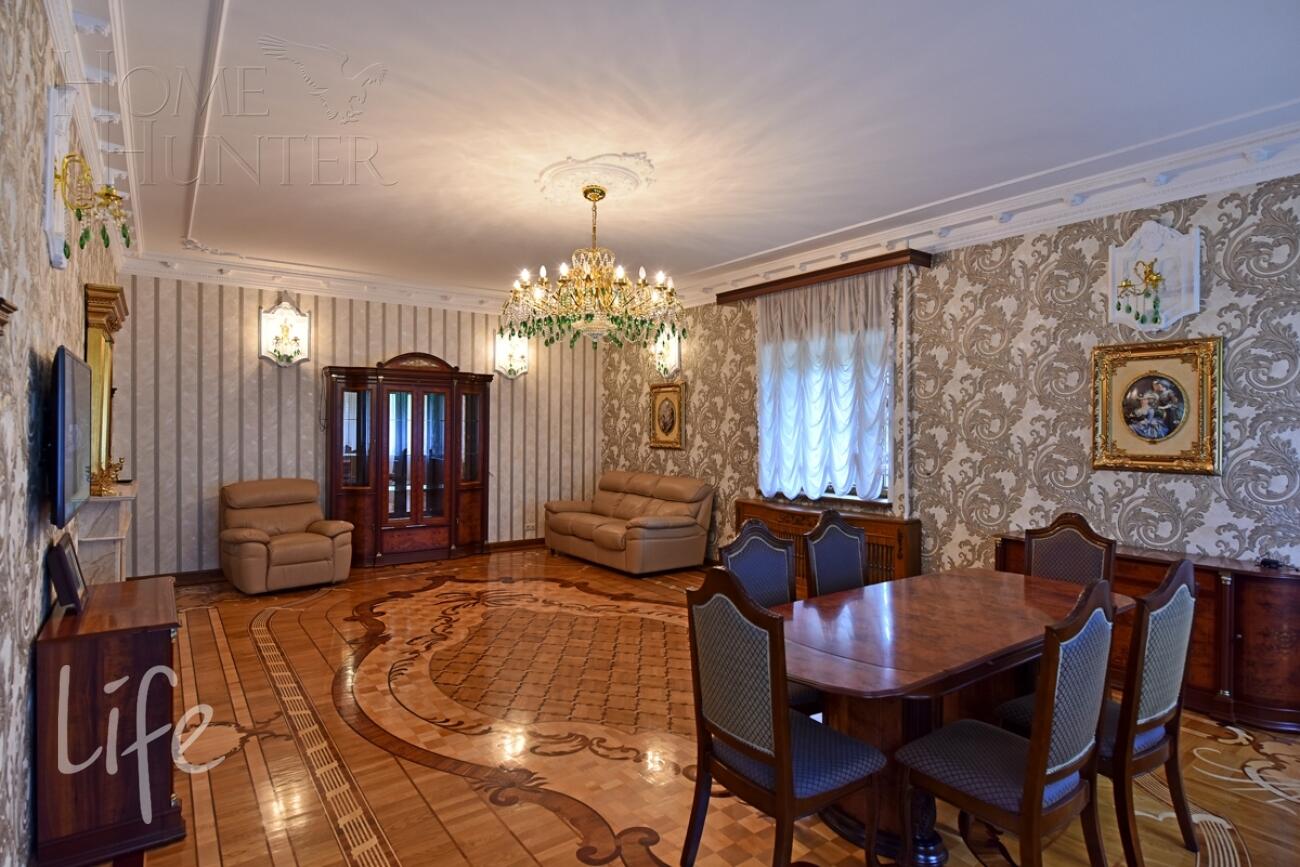 2-этажный коттедж 450 м² с отделкой