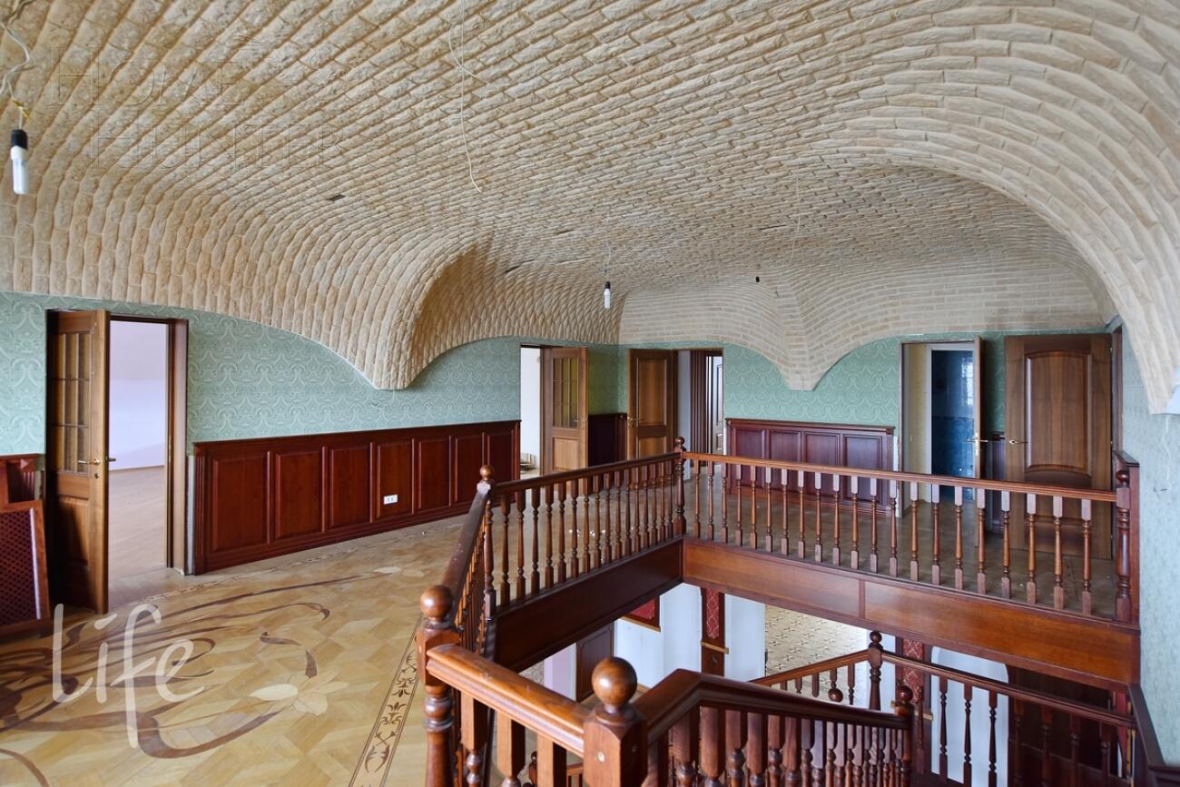 КОТТЕДЖ 1 339 м² с отделкой