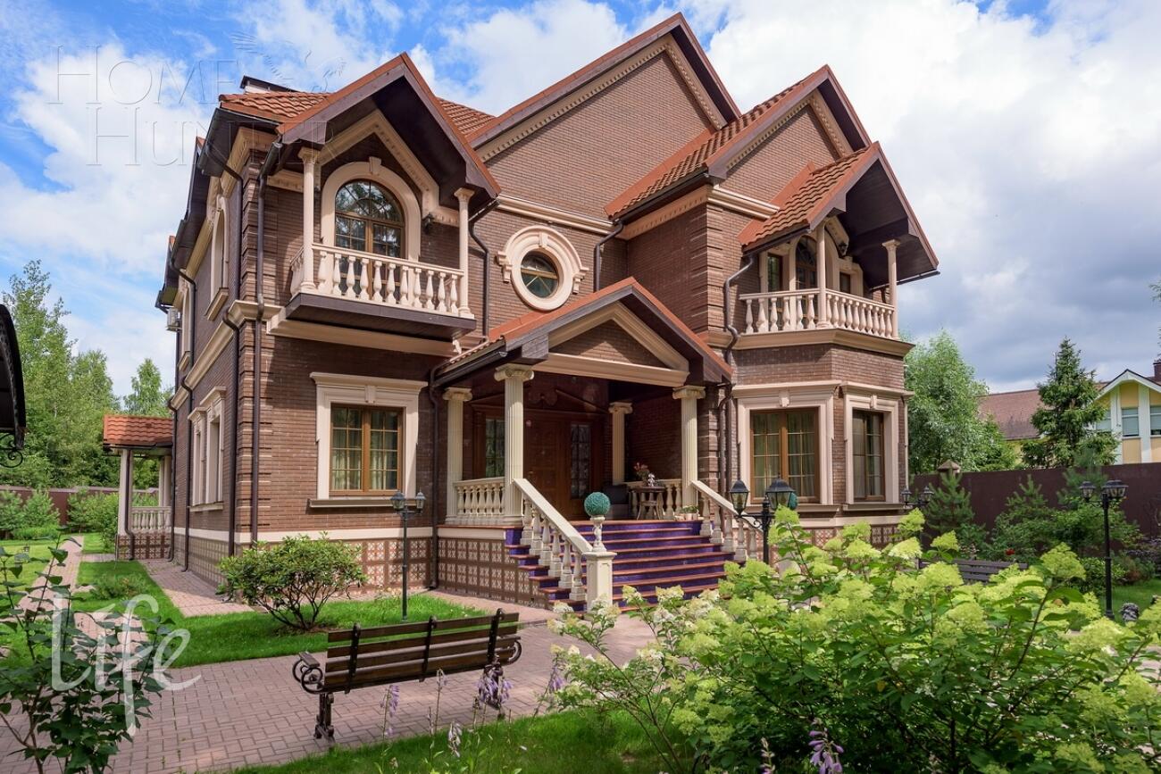 2-этажный коттедж 925 м² с отделкой