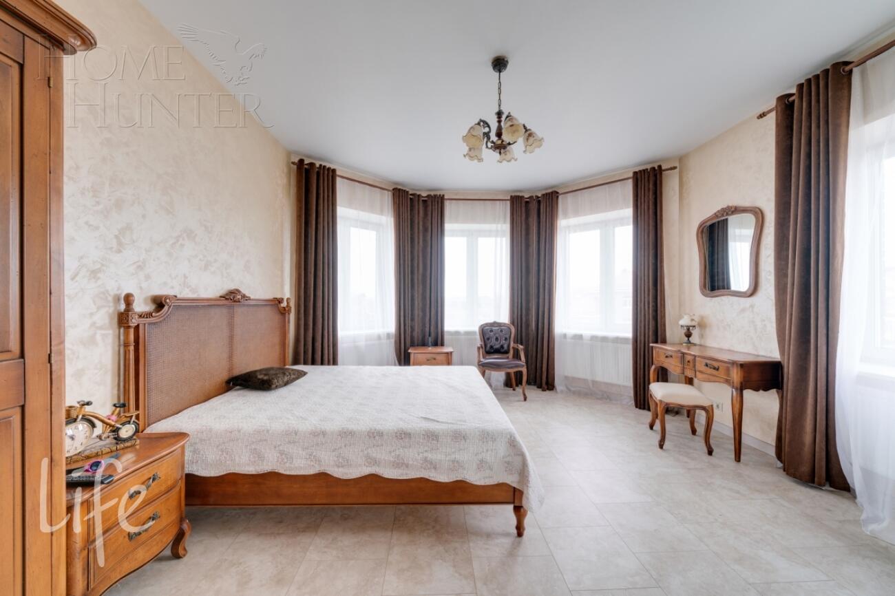 2-этажный коттедж 782 м² с отделкой