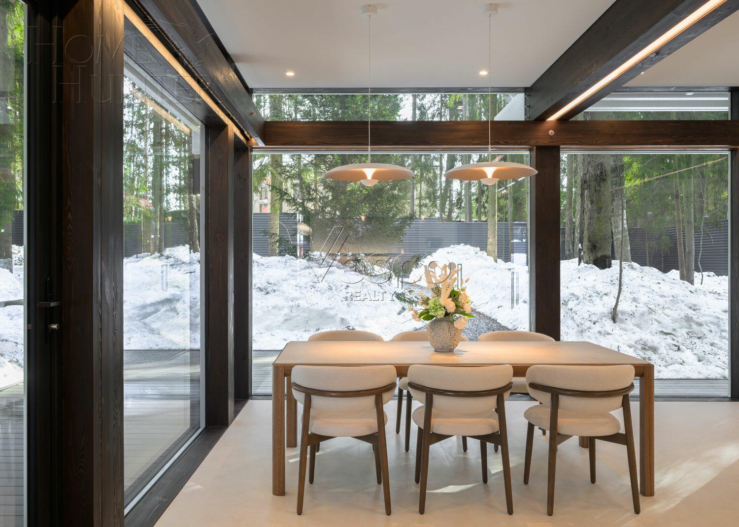 2-этажный коттедж 310 м² с отделкой