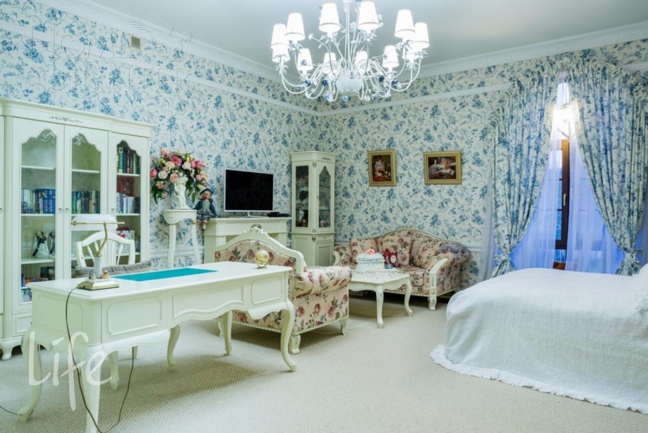 2-этажный коттедж 925 м² с отделкой