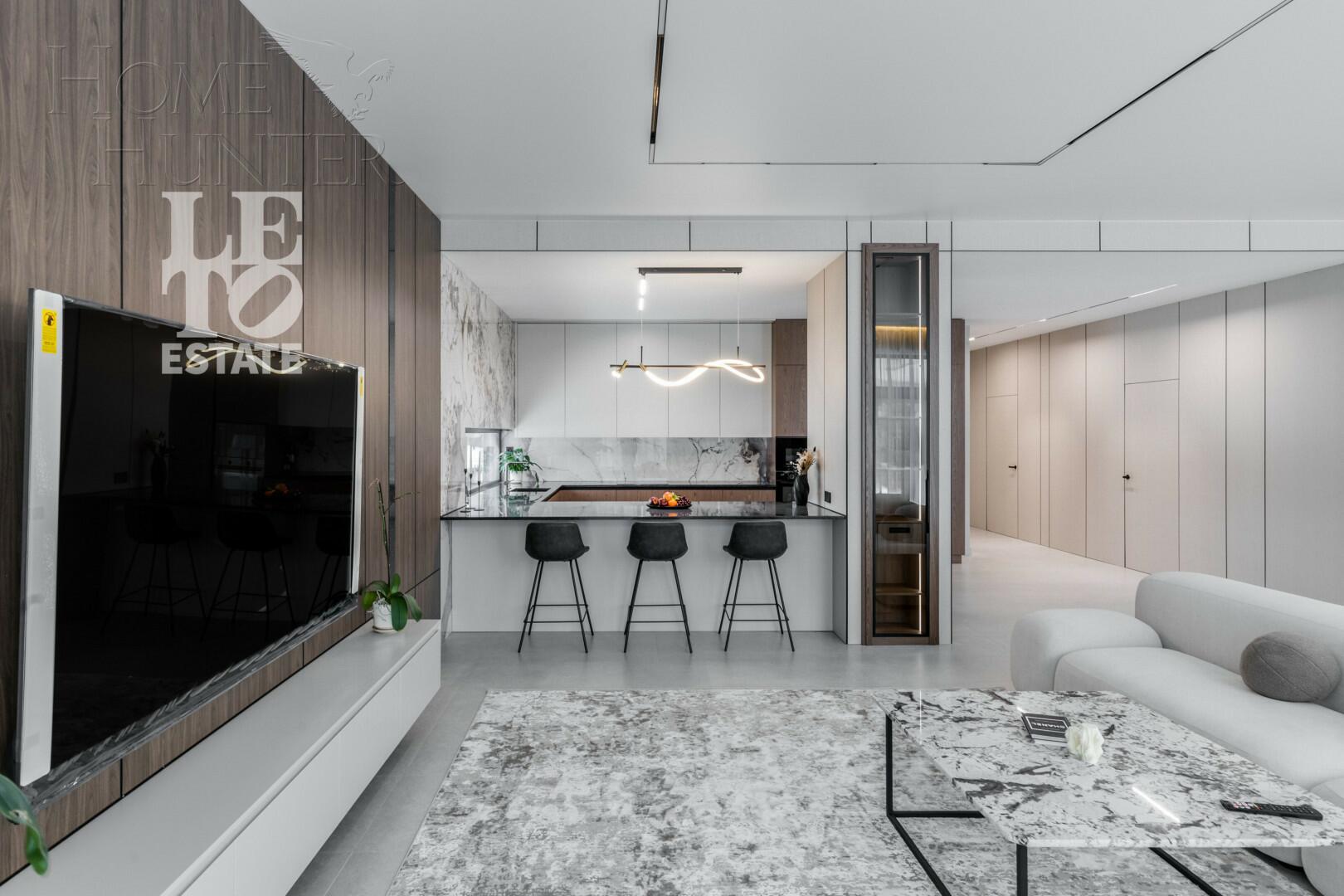 2-этажный коттедж 300 м² с отделкой