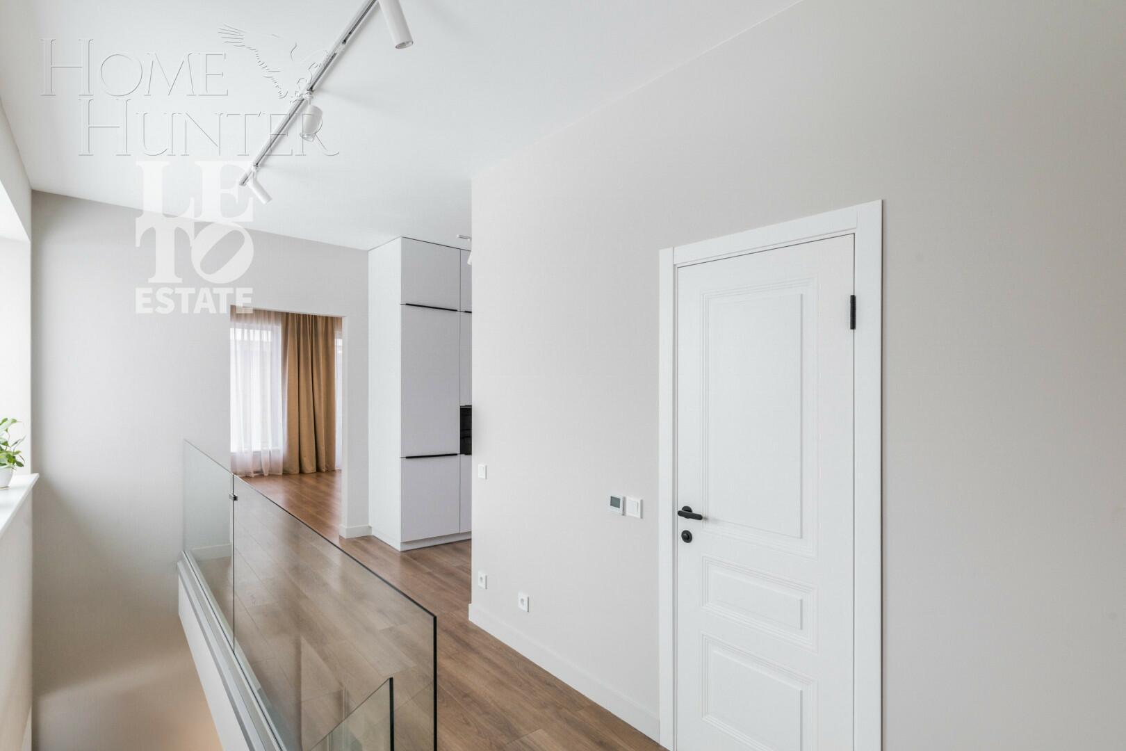 2-этажный коттедж 300 м² с отделкой