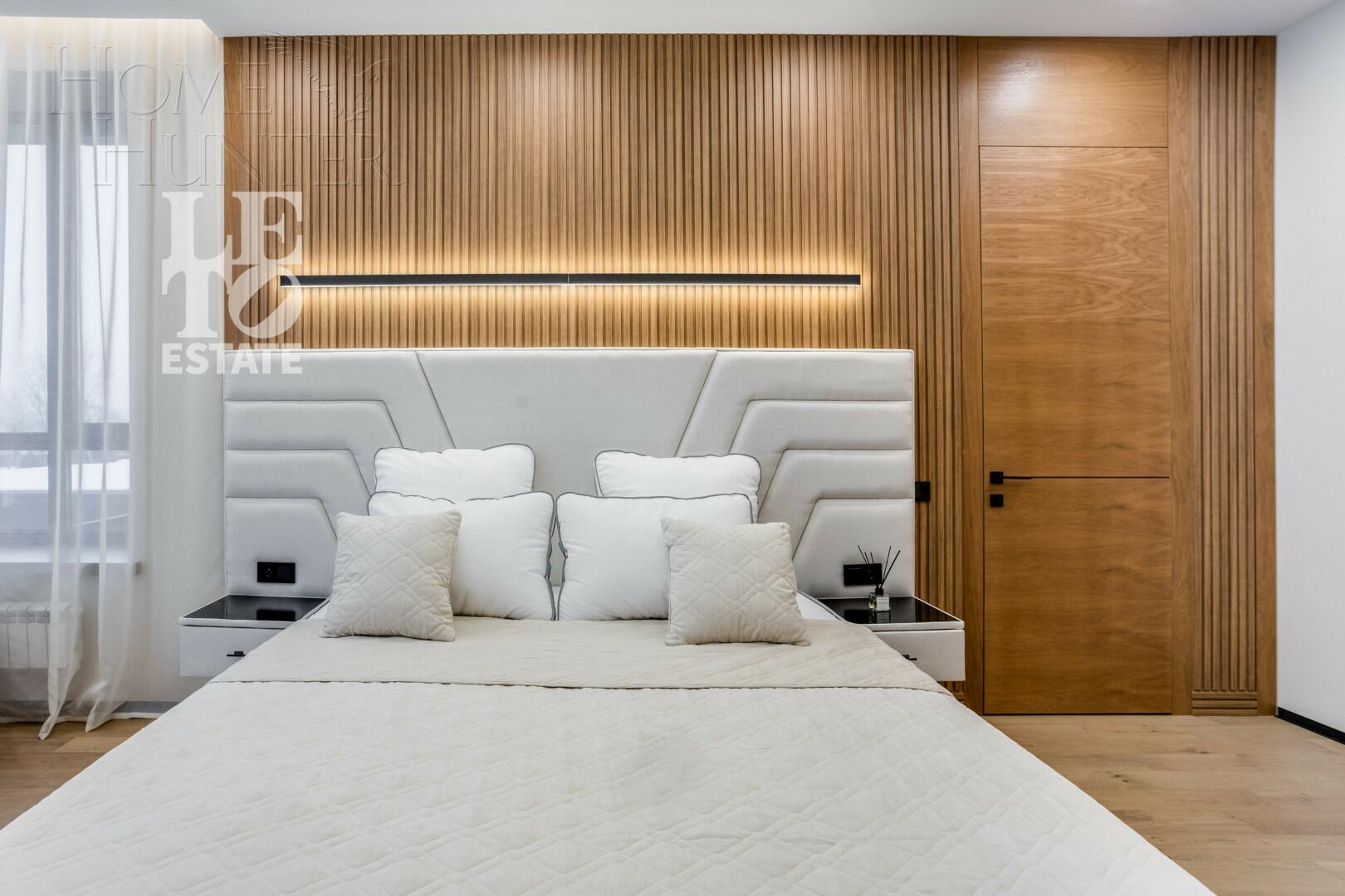 2-этажный коттедж 340 м² с отделкой