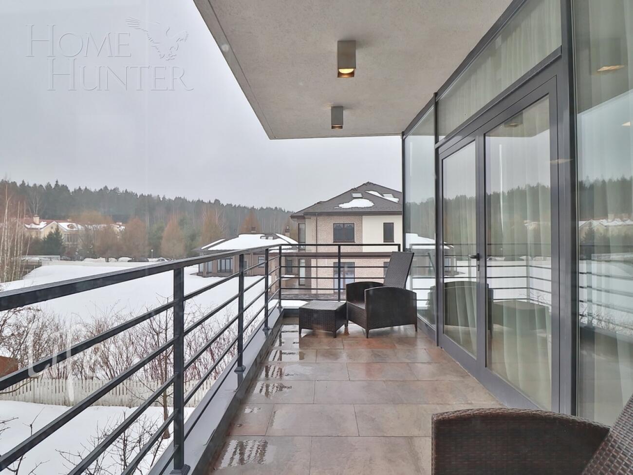 3-этажный коттедж 900 м² с отделкой